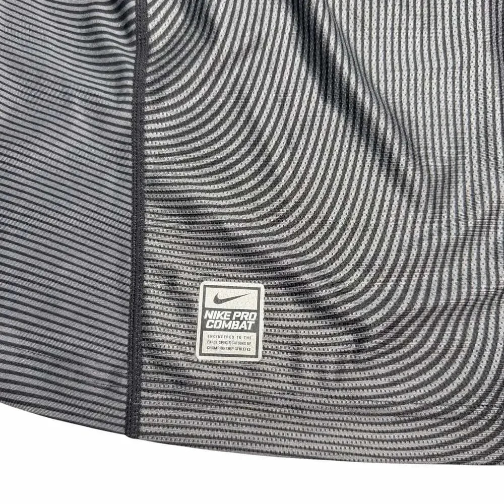 Nike Pro Combat Hyperstrong Padded Compression Top Medium